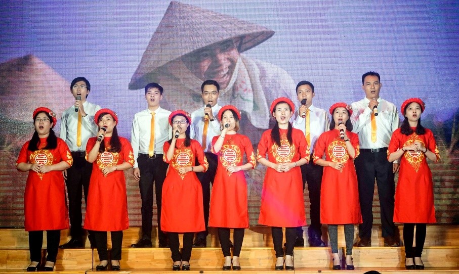 https://scontent-hkg3-1.xx.fbcdn.net/t31.0-8/15138459_10206020044098503_468197207081649910_o.jpg