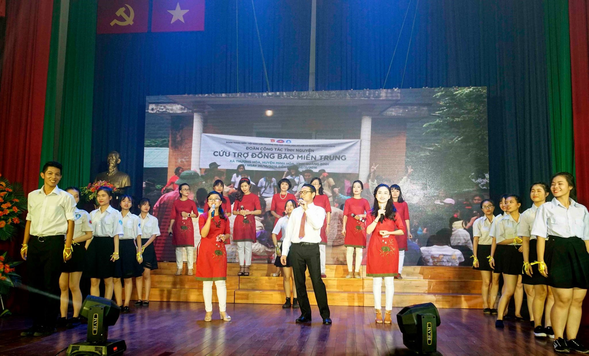 https://scontent-hkg3-1.xx.fbcdn.net/t31.0-8/15167594_10206020016257807_3281701729846284743_o.jpg