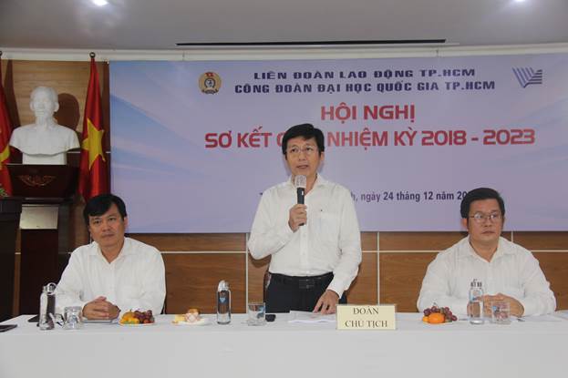 Chủ tọa đoàn điều hành hội nghị