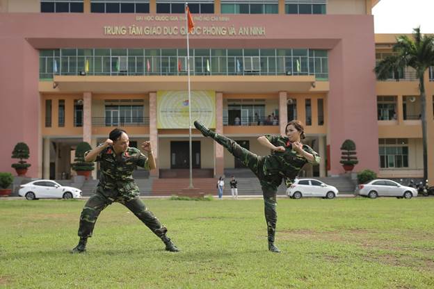 Ảnh dự thi đạt giải Nhất của chị Nguyễn Thị Cẩm Ý - CĐCS Trung tâm GDQP - AN.