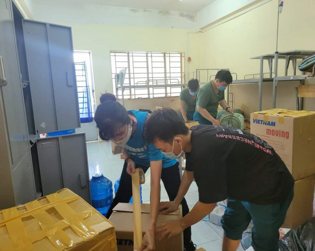 Cán bộ viên chức ĐHQG-HCM chung tay chống dịch