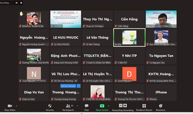 các đại biểu tham dự Tọa đàm