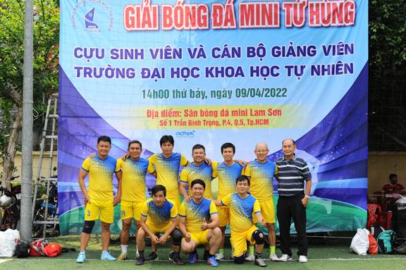 Giải bóng đá cán bộ - Giảng viên và Cựu sinh viên trường đại học Khoa học Tự nhiên năm 2022