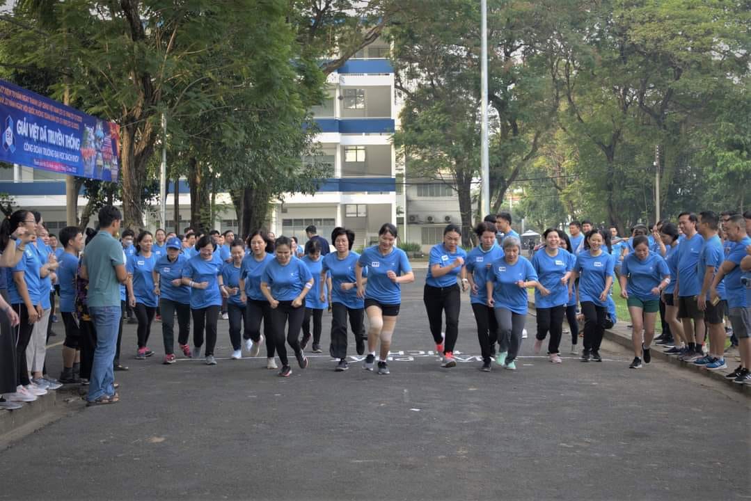 Đường đua Nữ U 45-49