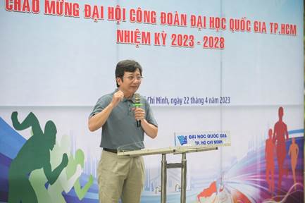 ThS Lâm Tường Thoại - Chủ tịch Công đoàn ĐHQG-HCM phát biểu khai mạc Hội thao
