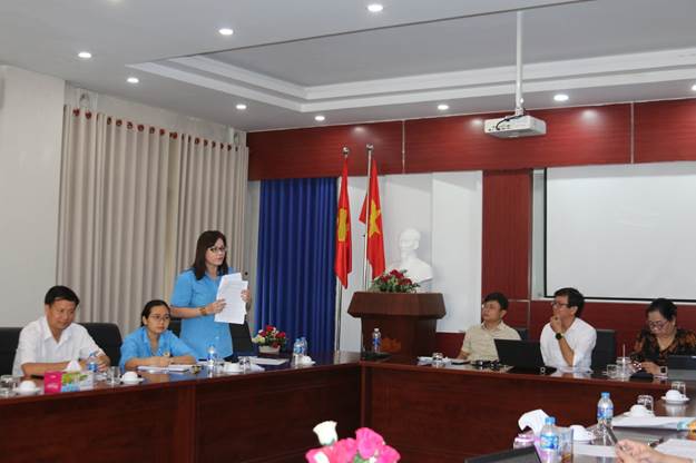 Đại biểu tham gia thảo luận